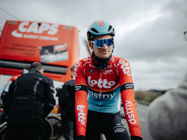 Brent Van Moer blikt vooruit op de Ronde van Vlaanderen: "We zijn gebrand op een mooie koers."